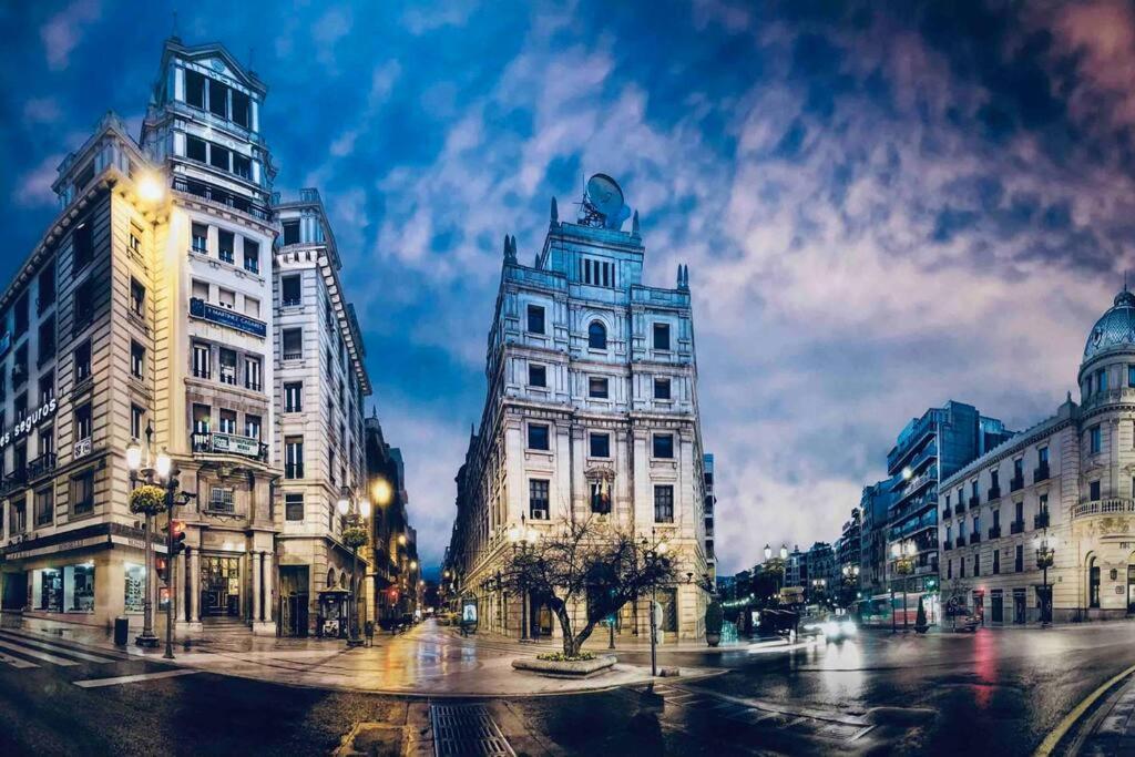 Holiday Granada Plaza Nueva エクステリア 写真