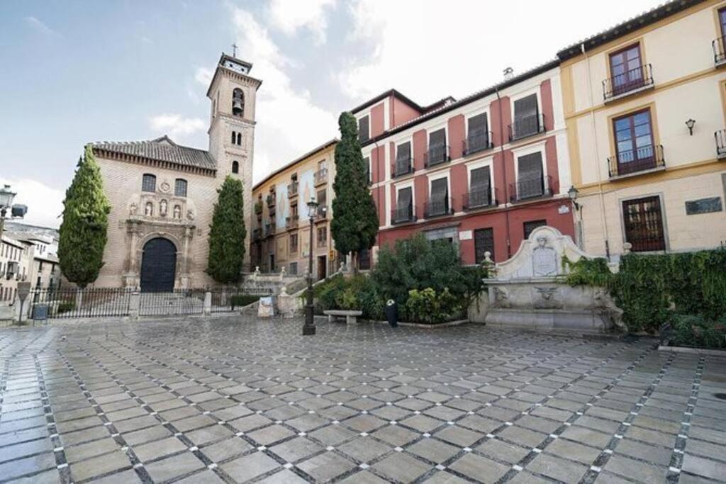 Holiday Granada Plaza Nueva エクステリア 写真